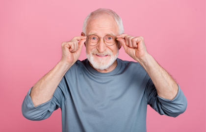 Mann mit Brille